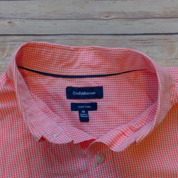 Croft & Barrow Short-Sleeve Button-Down Collared Shirt in Plaid - Medium - Picture 3 of 4